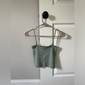 BRANDY MELVILLE STRAIGHT NECK TANK TOP